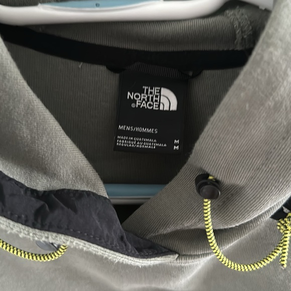 The North Face Hoodie Sweatshirt - Picture 3 of 5